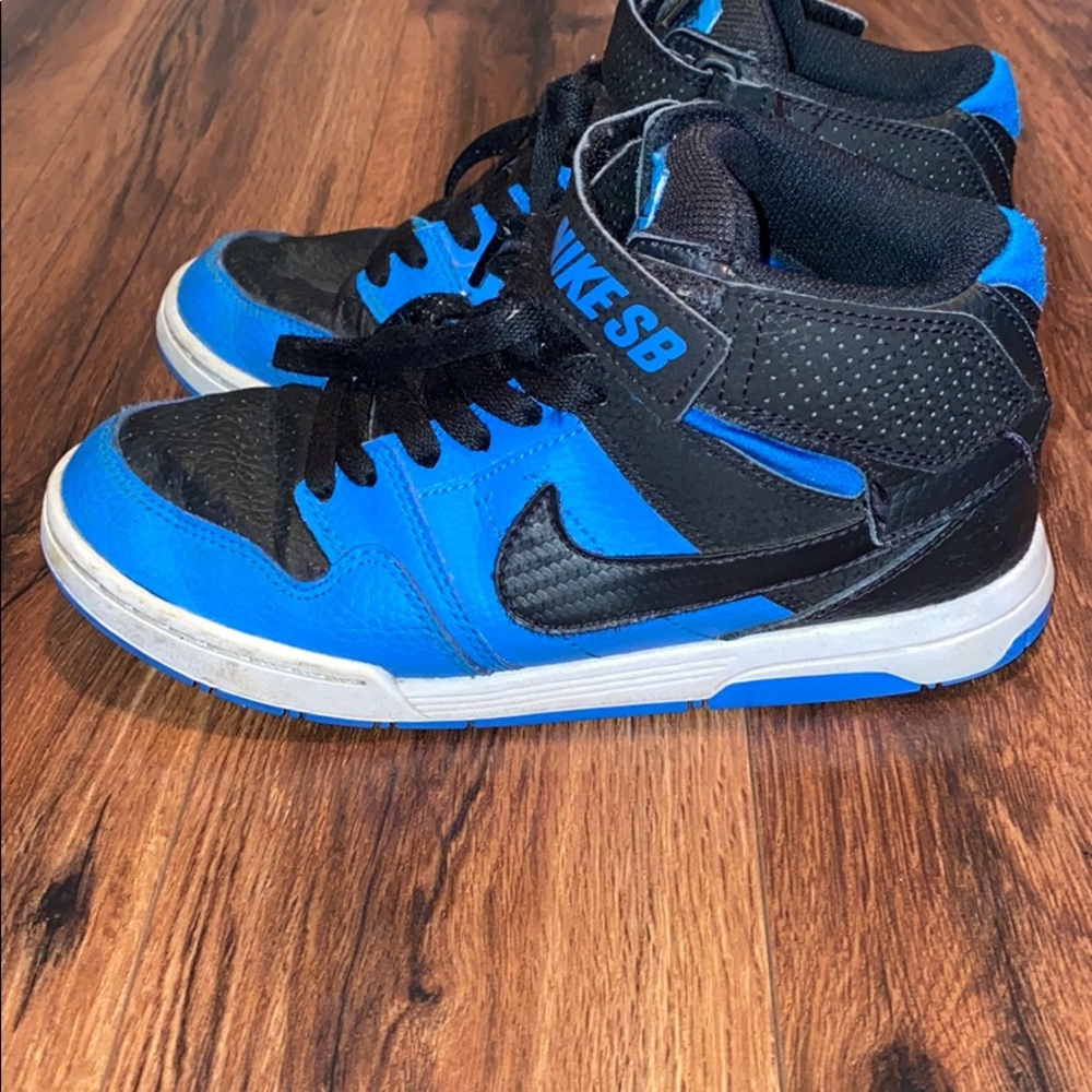 Boys Nike SB Sneakers